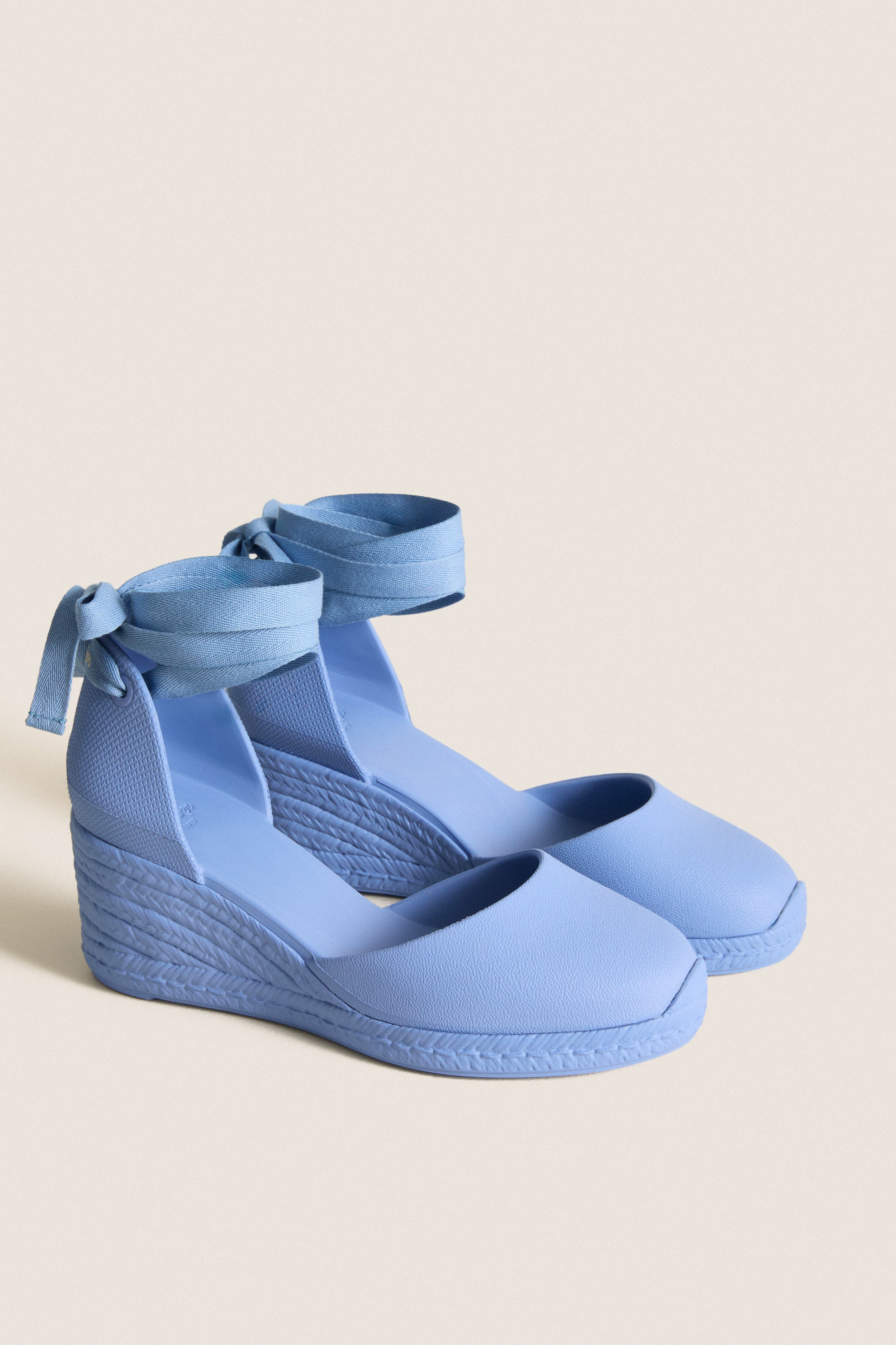 Azulon Careen Wedges